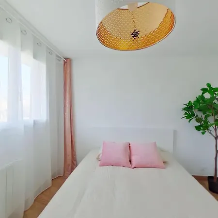 Apartment L05 Paris Aeroport Cdg Disneyland Parc Des Exposition Livry-Gargan