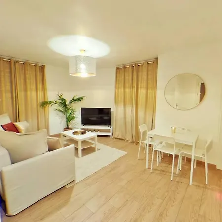 L05 Paris Aeroport Cdg Disneyland Parc Des Exposition Apartment